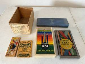 lot 90 image: Collectibles