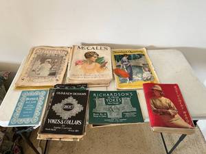 lot 96 image: Antique Magazines & Catalog