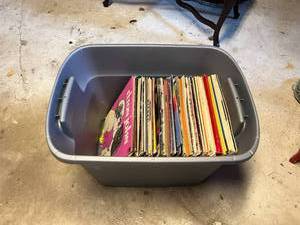 lot 317 image: Tote of Albums