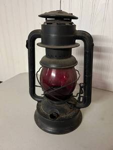 lot 321 image: Red Lens Lantern