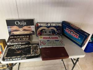 lot 331 image: Board Games - Star Wars