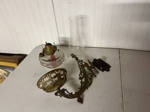 lot 335 image: Wall Kerosene Lamp
