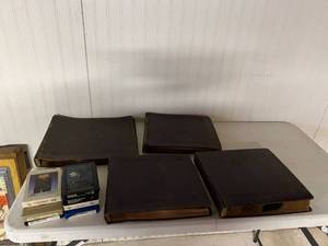 lot 343 image: 8 Tracks & Old Records