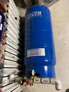 lot 377 image: Water Works Tank - Please DO NOT bid
