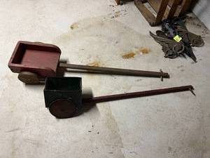 lot 379 image: Wagons