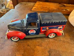 lot 397 image: 1940 Ford Pepsi Truck