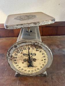 lot 435 image: Way Rite Scale