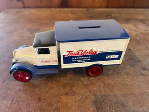 lot 439 image: True Value Hardware Truck Bank
