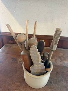 lot 447 image: Crock Full of Vintage Kitchen Items