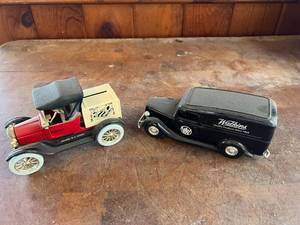lot 466 image: Watkins Trucks