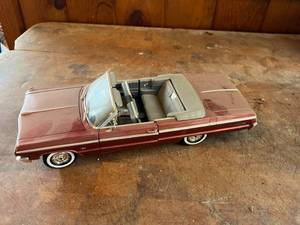 lot 475 image: 1964 Chevrolet Impala Convertible