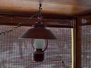 lot 520 image: Hanging Lamp