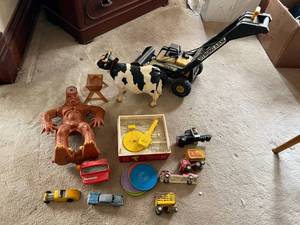 lot 524 image: Toys