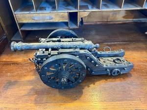 lot 544 image: Mini Cannon