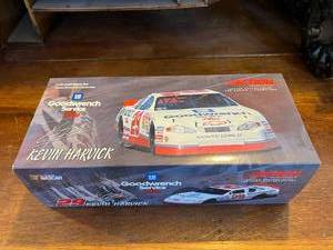 lot 551 image: Kevin Harvick Stock Car