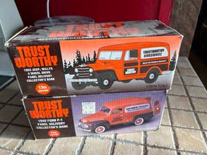 lot 566 image: Pair of Trust Worthy Delivery Trucks