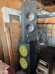 lot 598 image: Large Speakers