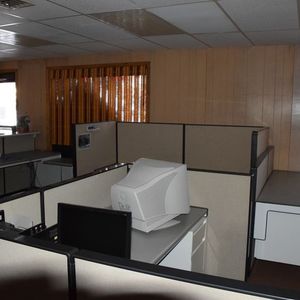 lot 628 image: Cubicles - Large Lot of Non X Design