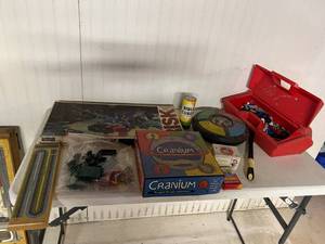 lot 360 image: Games & Toy Soldiers