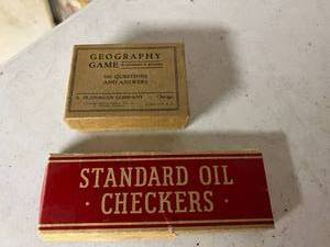 lot 366 image: Standard Oil Checkers & Geography Game