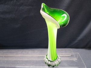 Jack-In-The-Pulpit Vase