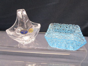 Button & Daisy Dish, Czech Basket