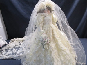 Lady Anne Bolle Doll  Wedding Dress