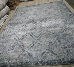 lot 16 image: Safavieh Reflection Collection Area Rug  GrayBlue, 7 10 x 10