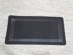 lot 32 image: Town & Country Living IndoorOutdoor 20 x 39 Versa Mat  Dark Brown
