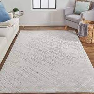 lot 23 image: Feizy Jewel Runner  Beige Silver, 2 10 x 7 10