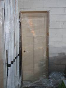 lot 9 image: 30 (RH) Bayer Built Door