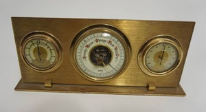 lot 14 image: Vintage Brass Weather Station Barometer Hygrometer