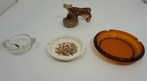 lot 15 image: (4) Vintage Collectible Advertising Ashtrays