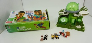 lot 50 image: Batman Imaginext Green Lantern Planet Oa Playset, Gears Super Building Set, PlaymobilLego Figures