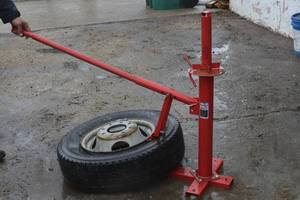Portable Tire Changer