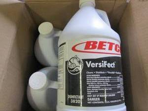 case of 41 gallon jugs of betco ve...