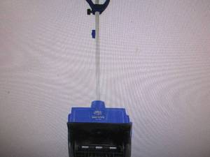 Snow Joe Plus 13 10-Amp Electric S...