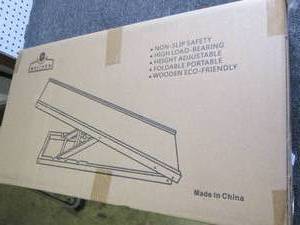 adjustable wooden dog ramp ...