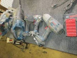 lot of 18 volt bosch tools 2 drills...