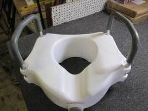 drive raised toilet seat with handl...