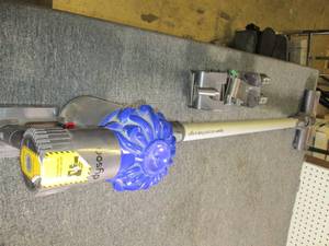 dyson cordless vacuum tested and wo...