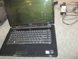 dell inspiron laptop powers on no h...