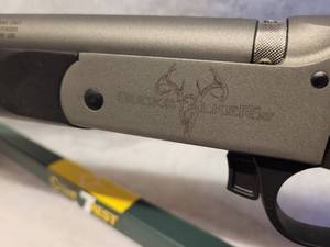 lot 4 image: Traditions Buckstalker XT .50 Cal Black Powder Rifle NIB