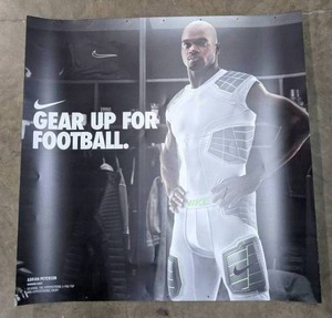 lot 118 image: Nike Advertising NFL Minnesota Vikings Adrian Peterson Football Banner, 48 x 48 U