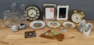 lot 220 image: Assortment of Seth Thomas Clock, 24K Gold Original Chokin Art Collection Plate, Original Chokin Art Collection 24K Gold Rim Plate, The Art of Chokin 24K Gold Trim Plate, Kate Spade Picture Frame, Clear Vases and More K