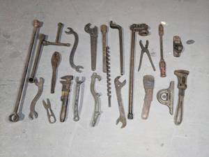 lot 240 image: Vintage Tools Including Wrenches, Pliers and More   M