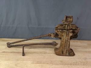 lot 226 image: Vintage No. 1 Rees Jack  M