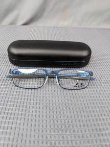 lot 58A image: New Oakley Glasses with Display Lenses and Case L