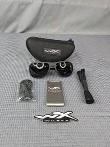 lot 101A image: New Wiley X Sunglasses L