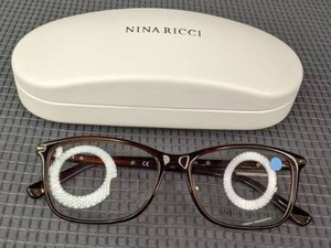 lot 63A image: NEW Nina Ricci VNR038 Eyeglass Glasses with Display Lenses L